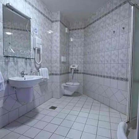 Hotel Arcus 3*